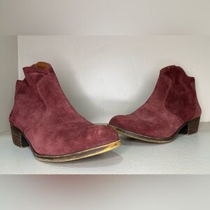 Like New Lucky Brand Boots